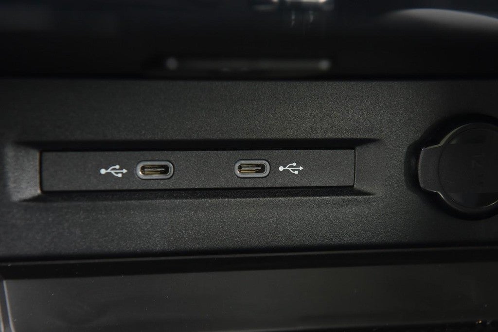 2025 Volkswagen Taos SE 4MOTION