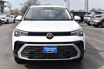 2025 Volkswagen Taos SE 4MOTION