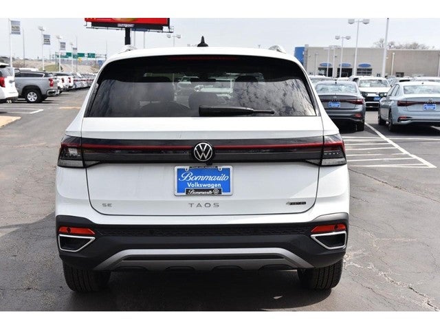 2025 Volkswagen Taos SE 4MOTION