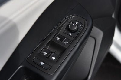 2025 Volkswagen Taos SE 4MOTION