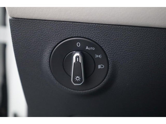 2026 Volkswagen Taos SE 4MOTION