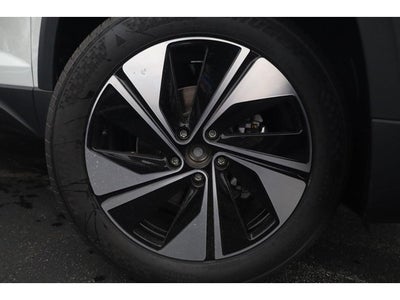 2026 Volkswagen Taos SE 4MOTION