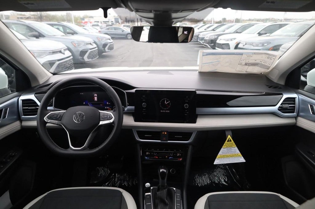 2026 Volkswagen Taos SE 4MOTION