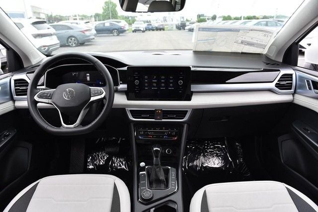 2026 Volkswagen Taos 1.5T SE