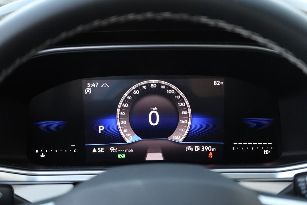 2025 Volkswagen Taos SE 4MOTION