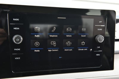 2026 Volkswagen Taos SE 4MOTION