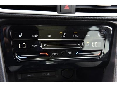 2026 Volkswagen Taos SE 4MOTION