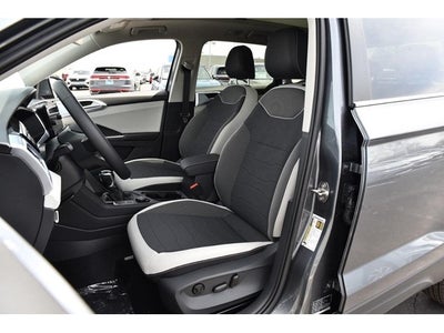 2026 Volkswagen Taos SE 4MOTION