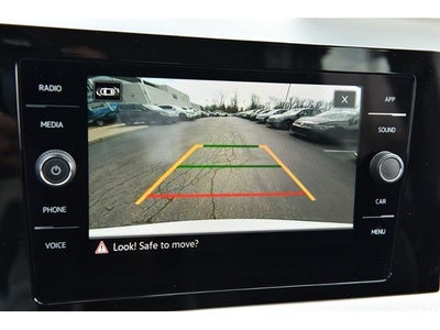 2025 Volkswagen Taos SE 4MOTION