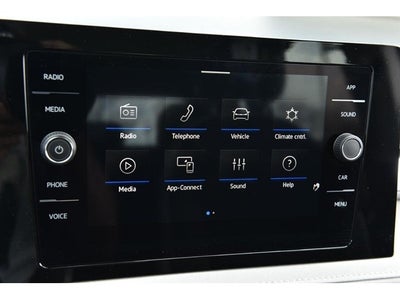 2025 Volkswagen Taos SE 4MOTION