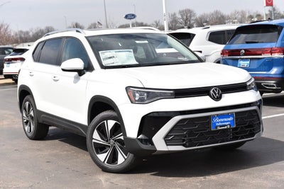 2025 Volkswagen Taos SE 4MOTION