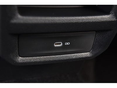 2025 Volkswagen Taos SE 4MOTION