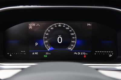 2025 Volkswagen Taos SE 4MOTION