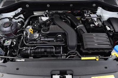 2025 Volkswagen Taos SE 4MOTION