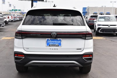 2025 Volkswagen Taos SE 4MOTION
