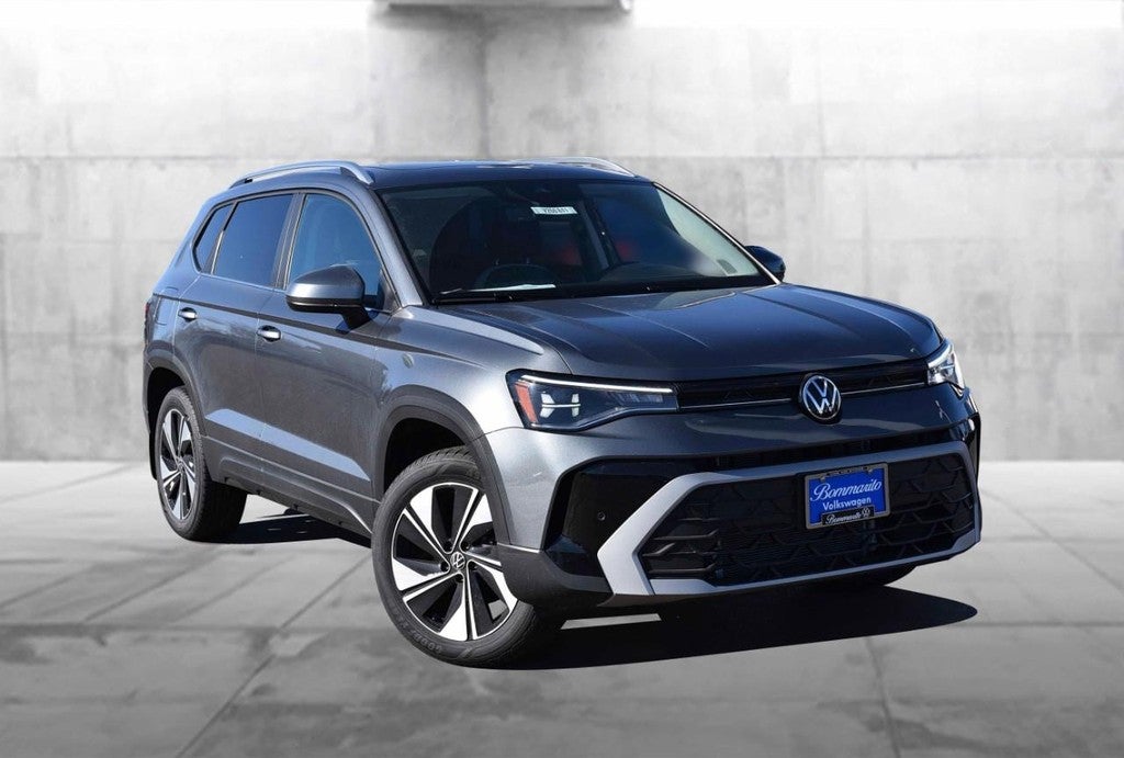 2025 Volkswagen Taos SE 4MOTION