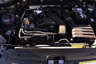 2025 Volkswagen Taos SE 4MOTION