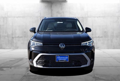 2025 Volkswagen Taos SE 4MOTION