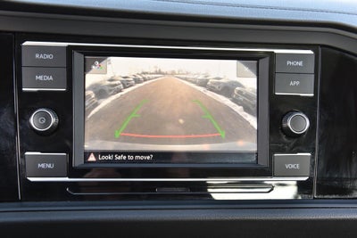 2024 Volkswagen Jetta SE Auto