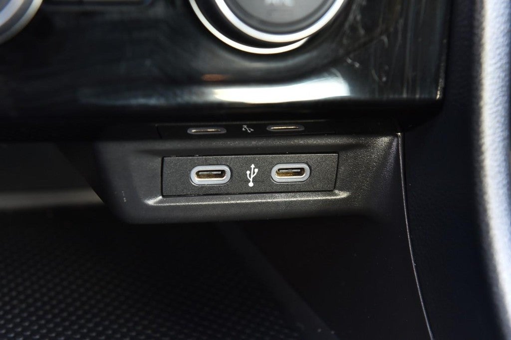 2024 Volkswagen Jetta SE Auto