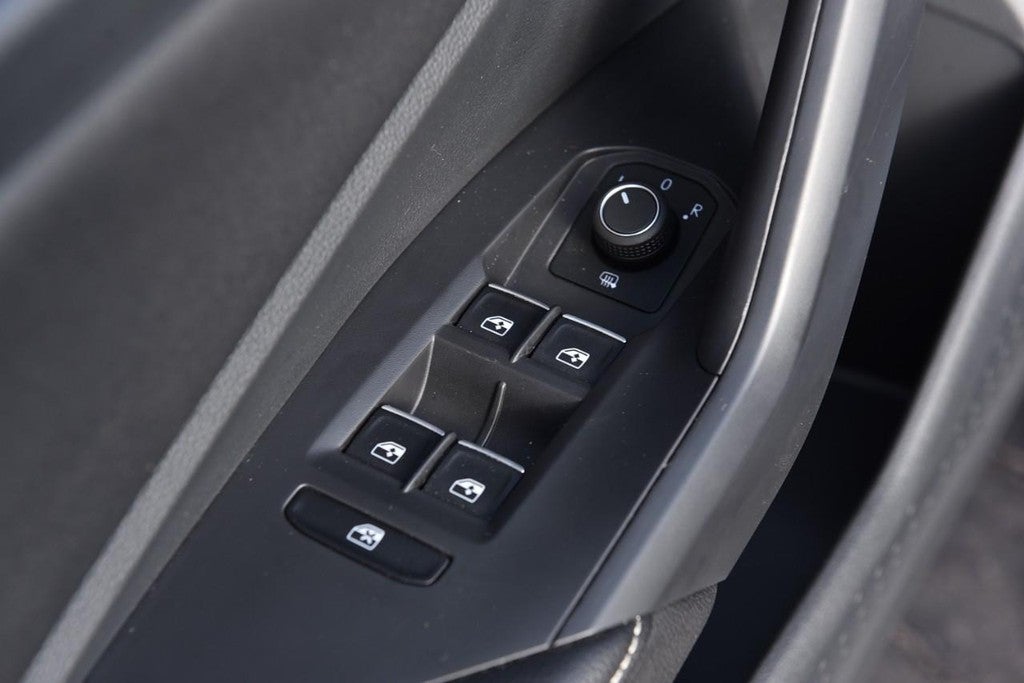 2024 Volkswagen Jetta SE Auto