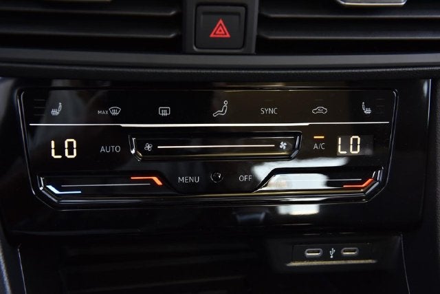 2027 Volkswagen Jetta SE FWD