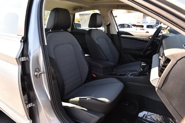 2027 Volkswagen Jetta SE FWD