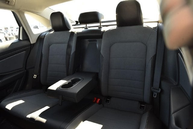 2027 Volkswagen Jetta SE FWD