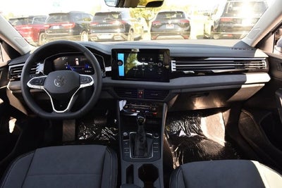 2027 Volkswagen Jetta SE FWD