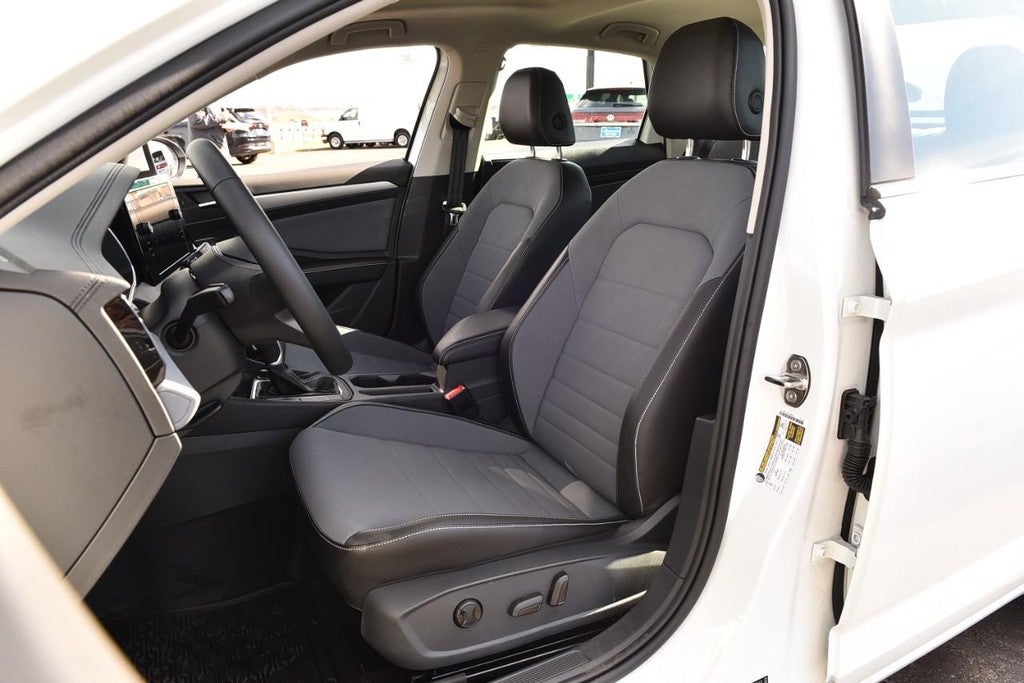 2026 Volkswagen Jetta SE Auto