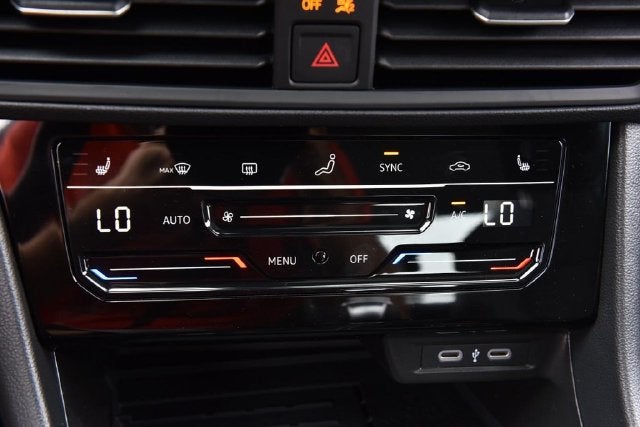 2027 Volkswagen Jetta SE FWD