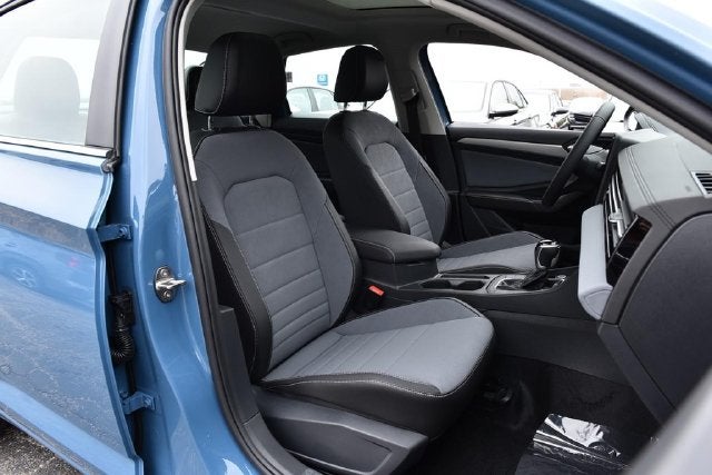 2027 Volkswagen Jetta SE FWD