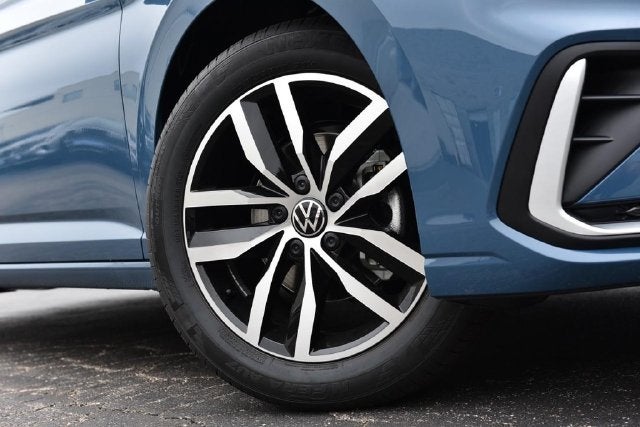 2027 Volkswagen Jetta SE FWD