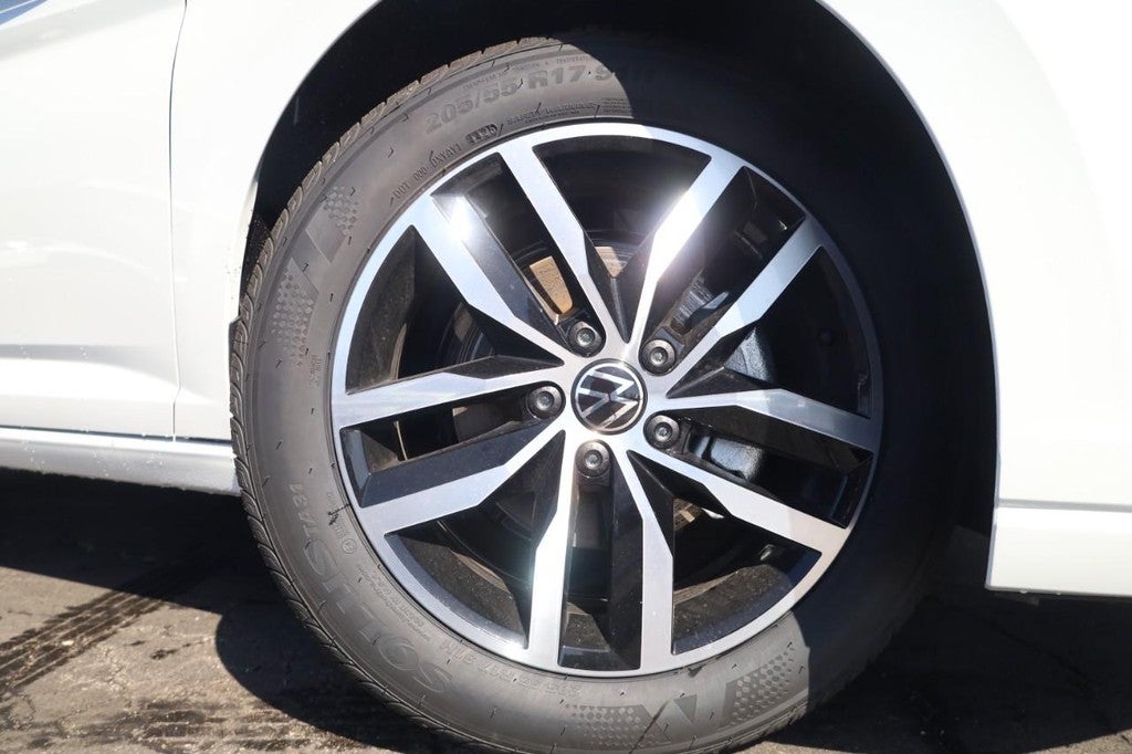 2026 Volkswagen Jetta SE Auto