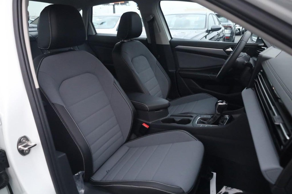 2026 Volkswagen Jetta SE Auto