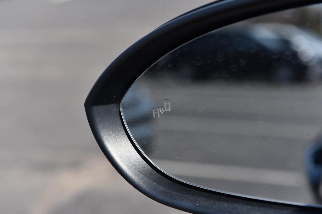 2025 Volkswagen Jetta SE Auto