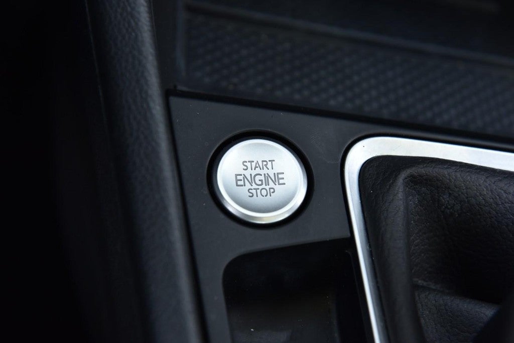 2025 Volkswagen Jetta SE Auto