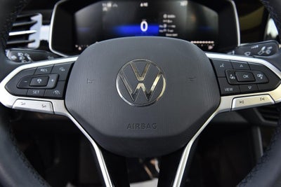 2025 Volkswagen Jetta SE Auto