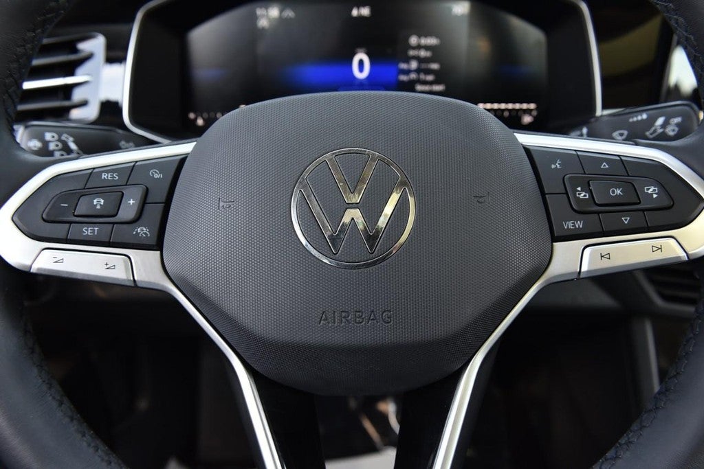 2025 Volkswagen Jetta SE Auto