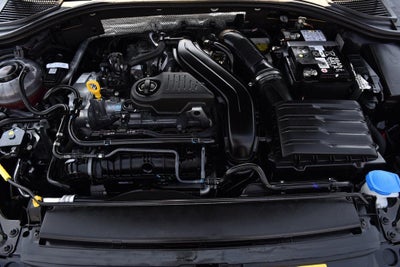 2025 Volkswagen Jetta SE Auto