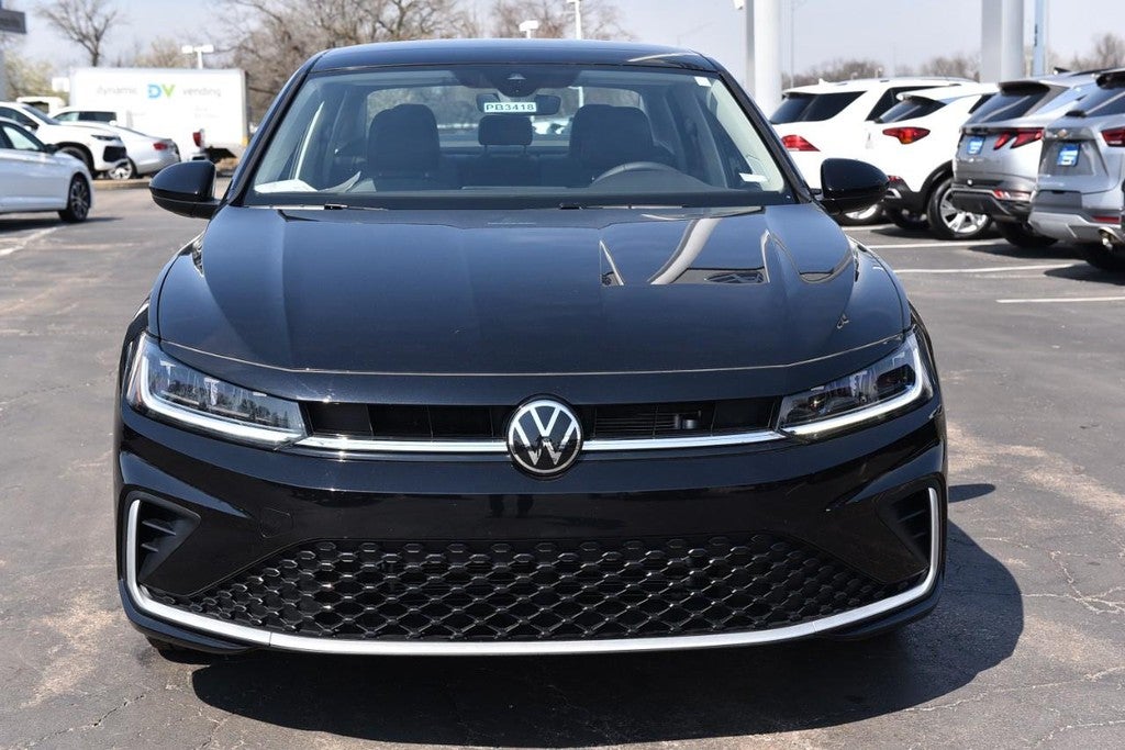 2025 Volkswagen Jetta SE Auto