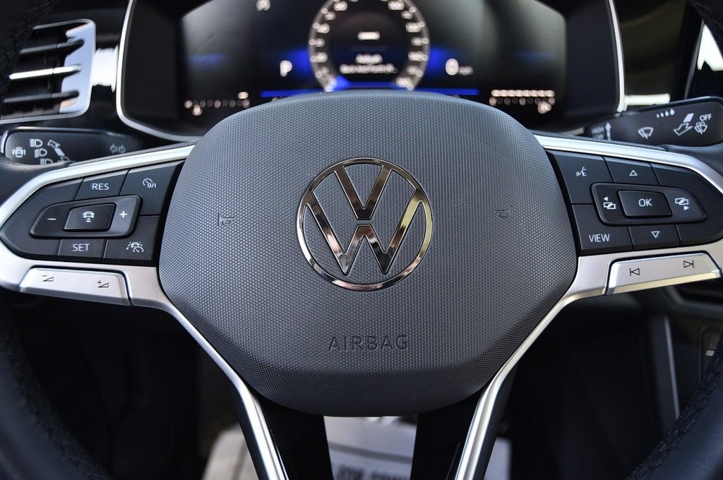 2025 Volkswagen Jetta SE Auto