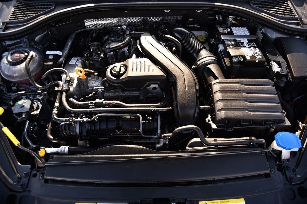 2025 Volkswagen Jetta SE Auto