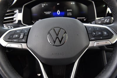 2025 Volkswagen Jetta SE Auto