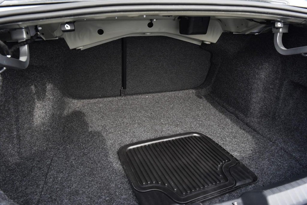 2025 Volkswagen Jetta SE Auto