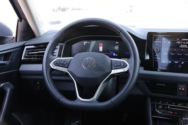 2025 Volkswagen Jetta 1.5T SE