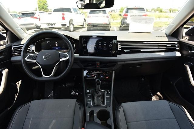 2025 Volkswagen Jetta 1.5T SE