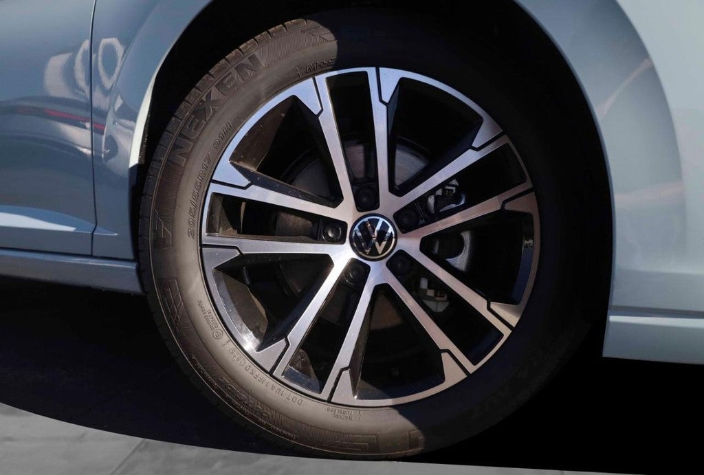 2026 Volkswagen Jetta Sport Auto