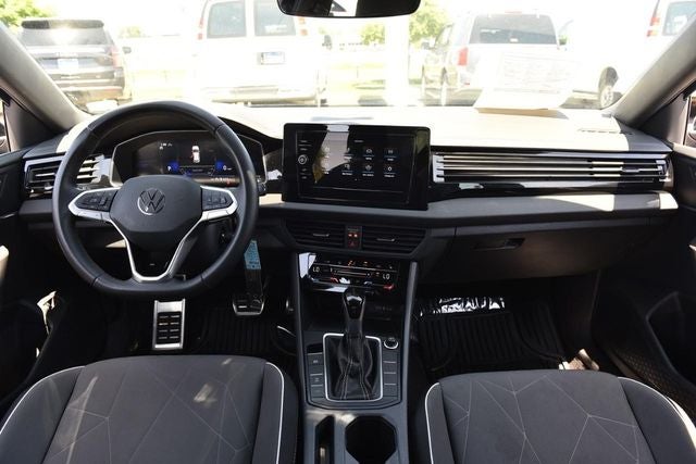 2025 Volkswagen Jetta 1.5T Sport