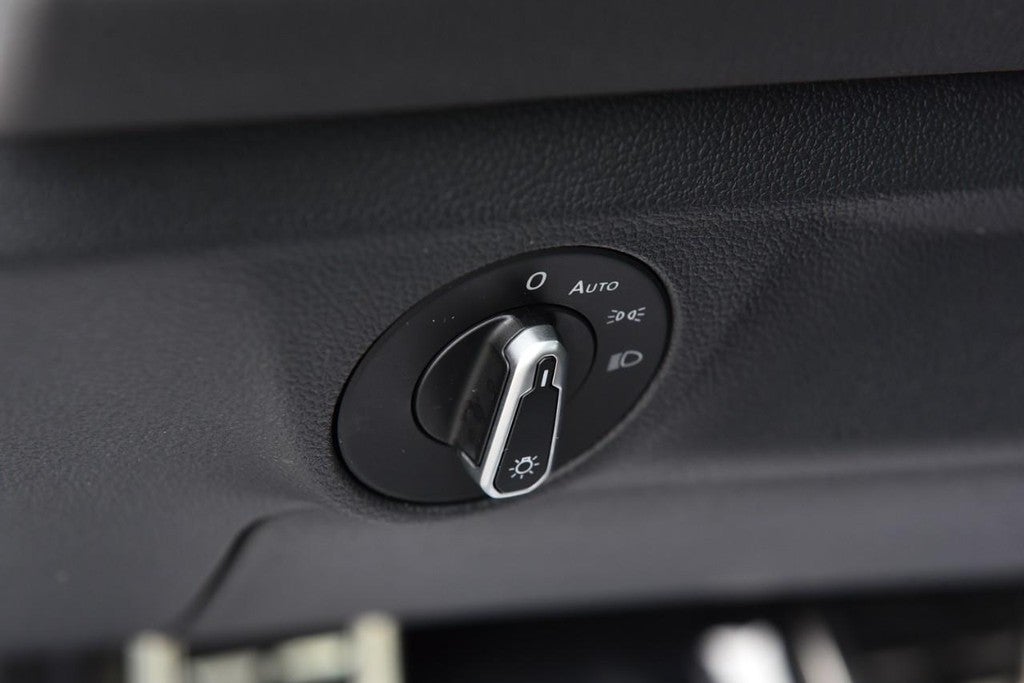 2025 Volkswagen Jetta Sport Auto